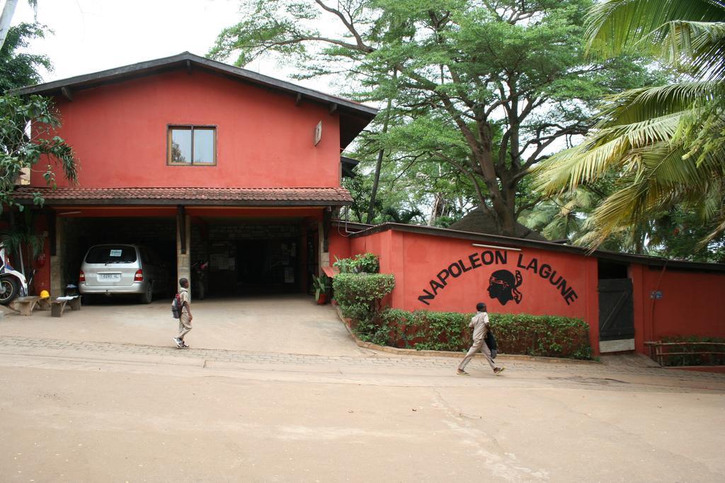 Hotel Napoleon Lagune Lomé Exteriér fotografie