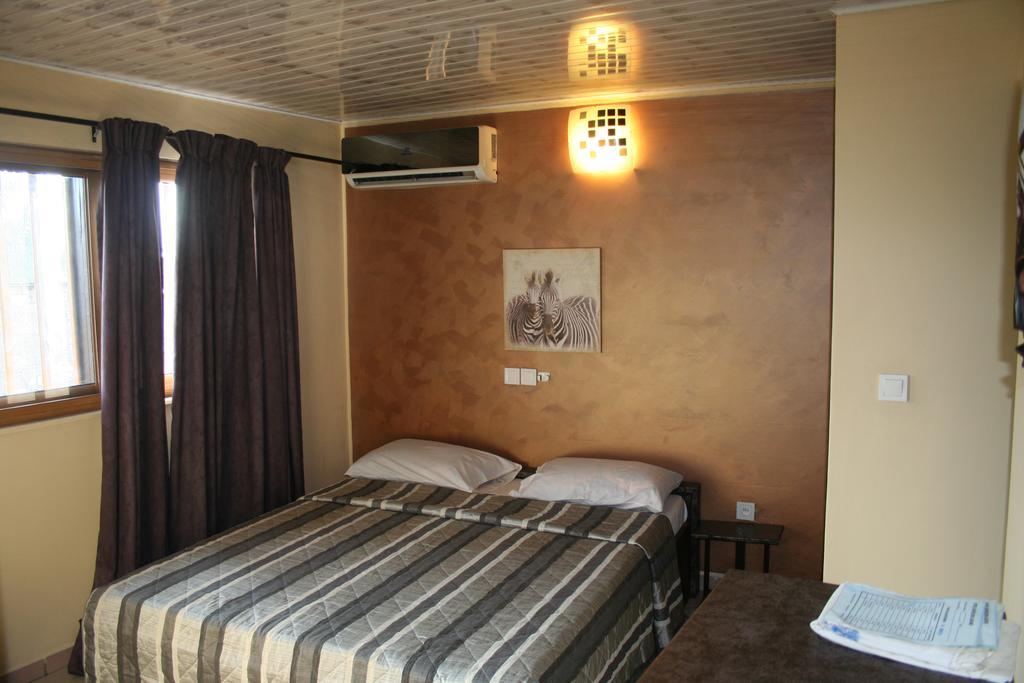 Hotel Napoleon Lagune Lomé Exteriér fotografie